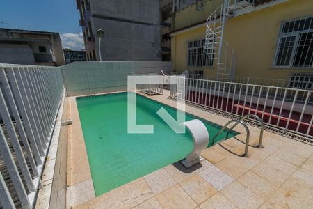 Casa à venda com 365m², 5 quartos e 4 vagasPiscina