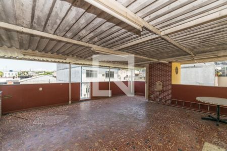 Casa à venda com 365m², 5 quartos e 4 vagasTerraço