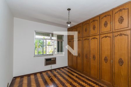 Casa à venda com 365m², 5 quartos e 4 vagasQuarto 3