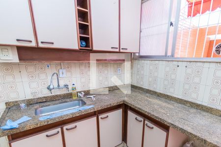 Casa à venda com 365m², 5 quartos e 4 vagasCozinha