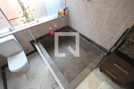 Casa para alugar com 156m², 3 quartos e 2 vagasBanheiro do Quarto 2