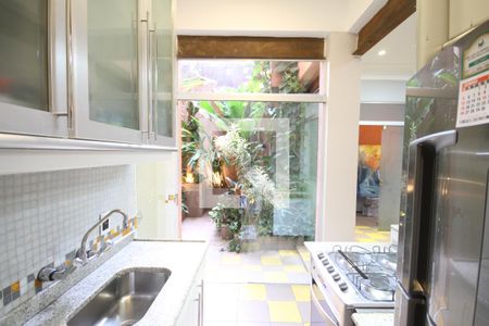 Casa para alugar com 156m², 3 quartos e 2 vagasCozinha