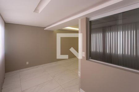 Sala de apartamento para alugar com 3 quartos, 87m² em Nova Suíça, Belo Horizonte