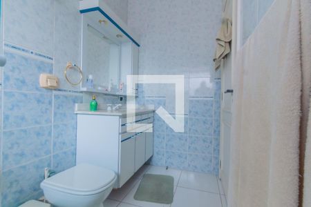 Casa para alugar com 340m², 5 quartos e 4 vagas Casa para alugar com 340m², 5 quartos e 4 vagasBanheiro da suíte 2