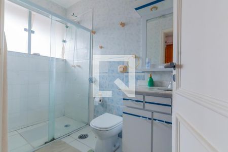 Casa para alugar com 340m², 5 quartos e 4 vagas Casa para alugar com 340m², 5 quartos e 4 vagasBanheiro da suíte 2