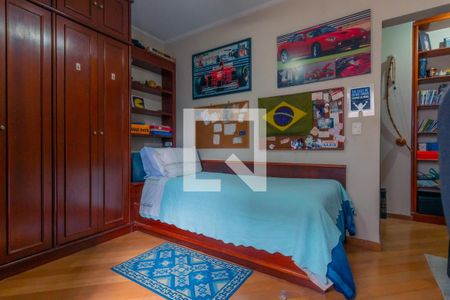 Casa para alugar com 340m², 5 quartos e 4 vagas Casa para alugar com 340m², 5 quartos e 4 vagasQuarto 3 - suíte