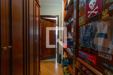 Casa para alugar com 340m², 5 quartos e 4 vagas Casa para alugar com 340m², 5 quartos e 4 vagasQuarto 3 - suíte