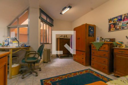 Casa para alugar com 340m², 5 quartos e 4 vagas Casa para alugar com 340m², 5 quartos e 4 vagasQuarto de serviço