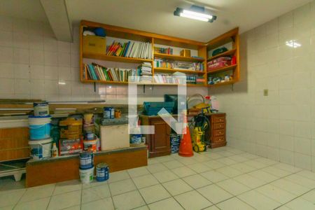 Casa para alugar com 340m², 5 quartos e 4 vagas Casa para alugar com 340m², 5 quartos e 4 vagasGaragem