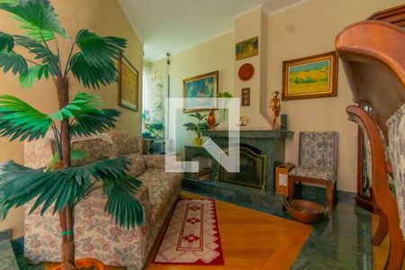 Sala de casa para alugar com 5 quartos, 340m² em Campo Grande, São Paulo