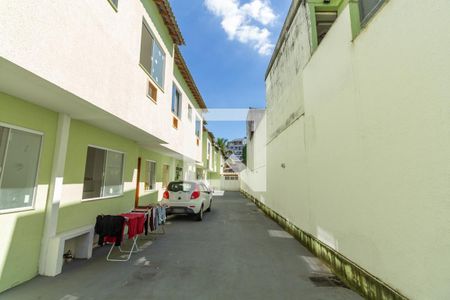 Casa de condomínio para alugar com 75m², 2 quartos e 1 vaga Casa de condomínio para alugar com 75m², 2 quartos e 1 vagaÁrea comum - garagem