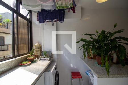 Apartamento à venda com 146m², 2 quartos e 2 vagas Apartamento à venda com 146m², 2 quartos e 2 vagasÁrea de Serviço
