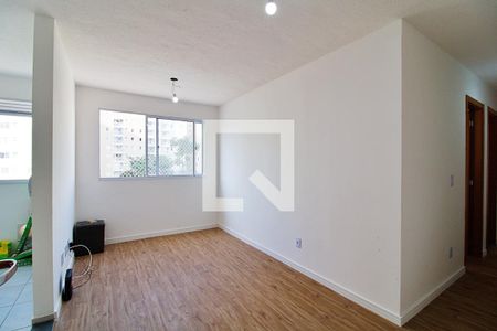 Sala de apartamento para alugar com 2 quartos, 44m² em Parque Reboucas, São Paulo