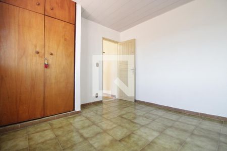 Casa à venda com 415m², 6 quartos e 2 vagasQuarto 3