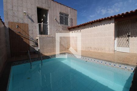 Casa à venda com 415m², 6 quartos e 2 vagasPiscina