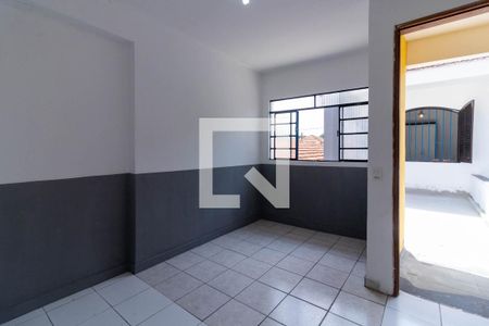 Casa à venda com 196m², 4 quartos e 3 vagas Casa à venda com 196m², 4 quartos e 3 vagasQuarto 3