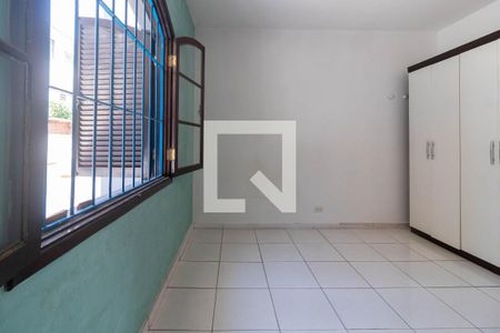 Casa à venda com 196m², 4 quartos e 3 vagas Casa à venda com 196m², 4 quartos e 3 vagasQuarto Suíte