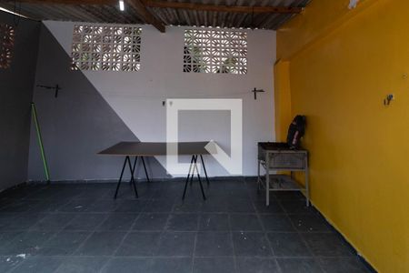 Casa à venda com 196m², 4 quartos e 3 vagas Casa à venda com 196m², 4 quartos e 3 vagasChurrasqueira da Edícula