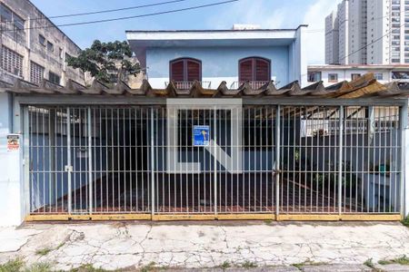 Casa à venda com 196m², 4 quartos e 3 vagas Casa à venda com 196m², 4 quartos e 3 vagasFachada