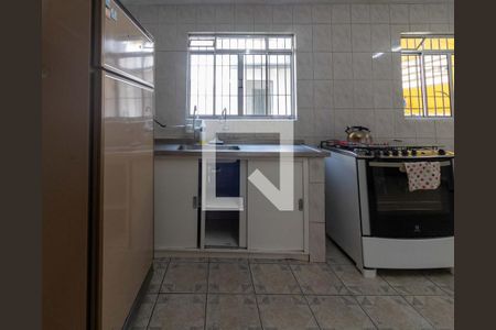 Casa à venda com 196m², 4 quartos e 3 vagas Casa à venda com 196m², 4 quartos e 3 vagasCozinha
