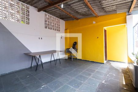 Casa à venda com 196m², 4 quartos e 3 vagas Casa à venda com 196m², 4 quartos e 3 vagasChurrasqueira da Edícula