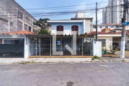 Casa à venda com 196m², 4 quartos e 3 vagas Casa à venda com 196m², 4 quartos e 3 vagasFachada
