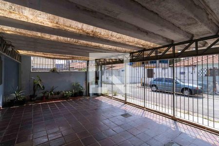 Casa à venda com 196m², 4 quartos e 3 vagas Casa à venda com 196m², 4 quartos e 3 vagasGaragem