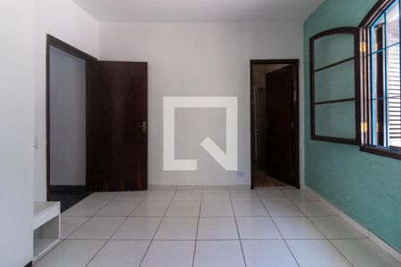 Casa à venda com 196m², 4 quartos e 3 vagas Casa à venda com 196m², 4 quartos e 3 vagasQuarto Suíte