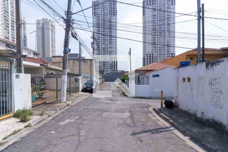 Casa à venda com 196m², 4 quartos e 3 vagas Casa à venda com 196m², 4 quartos e 3 vagasVista da Rua