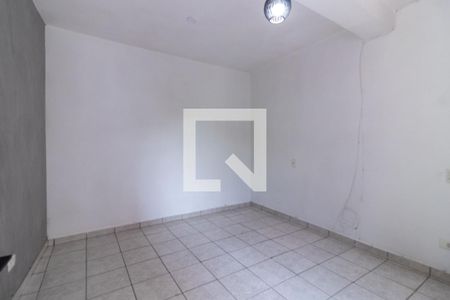 Casa à venda com 196m², 4 quartos e 3 vagas Casa à venda com 196m², 4 quartos e 3 vagasQuarto da Edícula 1