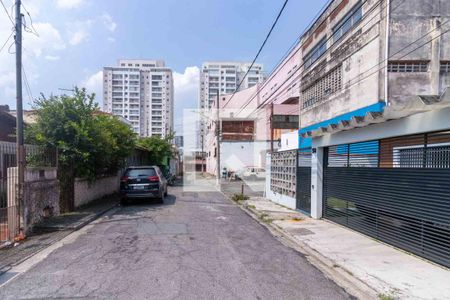 Casa à venda com 196m², 4 quartos e 3 vagas Casa à venda com 196m², 4 quartos e 3 vagasVista da Rua