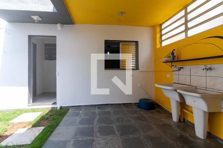 Casa à venda com 196m², 4 quartos e 3 vagas Casa à venda com 196m², 4 quartos e 3 vagasÁrea de Serviço