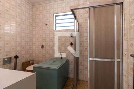 Casa à venda com 196m², 4 quartos e 3 vagas Casa à venda com 196m², 4 quartos e 3 vagasBanheiro da Suíte