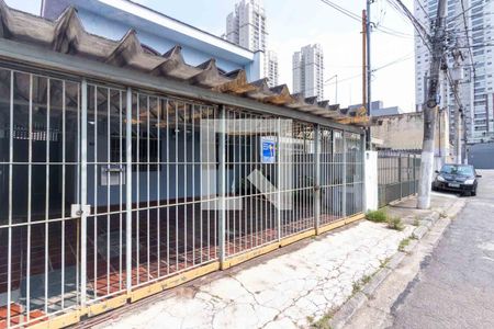 Casa à venda com 196m², 4 quartos e 3 vagas Casa à venda com 196m², 4 quartos e 3 vagasFachada