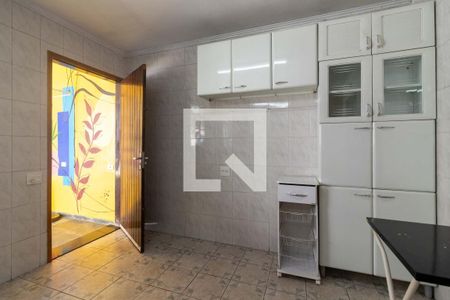 Casa à venda com 196m², 4 quartos e 3 vagas Casa à venda com 196m², 4 quartos e 3 vagasCozinha