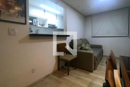 Sala de apartamento para alugar com 2 quartos, 48m² em Centro, Guarulhos