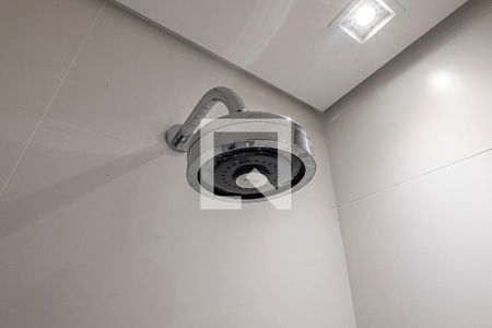 Banheiro de apartamento para alugar com 1 quarto, 32m² em Vila Madalena, São Paulo