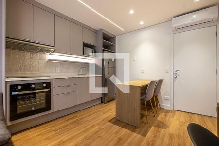 Apartamento para alugar com 32m², 1 quarto e 1 vaga Apartamento para alugar com 32m², 1 quarto e 1 vagaSala/Cozinha