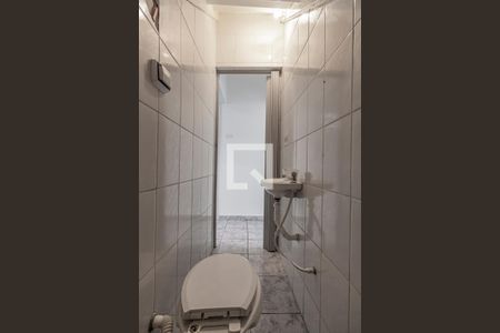 Lavabo de casa de condomínio para alugar com 3 quartos, 93m² em Vila Clementino, São Paulo