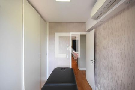 Apartamento à venda com 188m², 3 quartos e 2 vagas Apartamento à venda com 188m², 3 quartos e 2 vagasQuarto 1