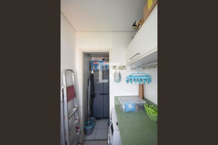 Apartamento à venda com 188m², 3 quartos e 2 vagas Apartamento à venda com 188m², 3 quartos e 2 vagasÁrea de serviço