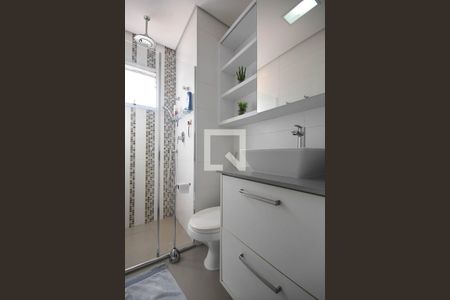 Apartamento à venda com 188m², 3 quartos e 2 vagas Apartamento à venda com 188m², 3 quartos e 2 vagasBanheiro suíte