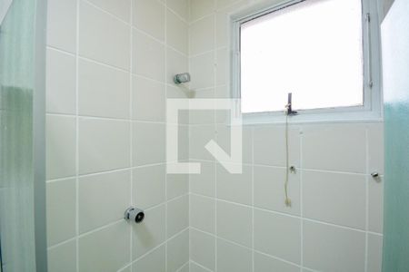 Banheiro de apartamento para alugar com 2 quartos, 48m² em Vila Vera, São Paulo