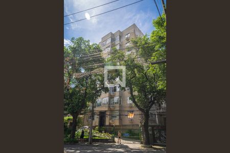 Apartamento à venda com 125m², 3 quartos e 1 vaga Apartamento à venda com 125m², 3 quartos e 1 vagaFachada