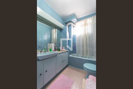 Apartamento à venda com 125m², 3 quartos e 1 vaga Apartamento à venda com 125m², 3 quartos e 1 vagaBanheiro