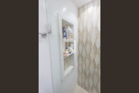 Apartamento à venda com 59m², 2 quartos e 1 vaga Apartamento à venda com 59m², 2 quartos e 1 vagaBanheiro da Suíte