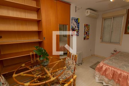 Sala/Quarto de apartamento à venda com 1 quarto, 38m² em Cristo Redentor, Porto Alegre