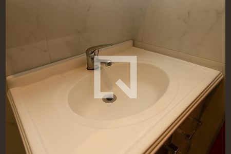 Apartamento à venda com 38m², 1 quarto e 1 vagaBanheiro - Torneira