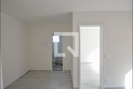 Sala de apartamento para alugar com 1 quarto, 33m² em Vila Moinho Velho, São Paulo