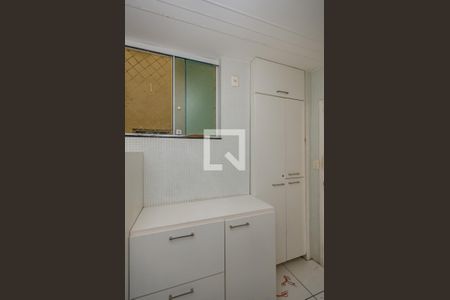Apartamento para alugar com 75m², 2 quartos e 1 vaga Apartamento para alugar com 75m², 2 quartos e 1 vagaÁrea de Serviço